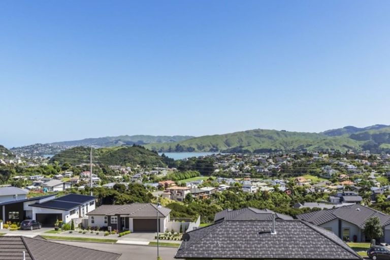 Photo of property in 12 Pacific View, Whitby, Porirua, 5024