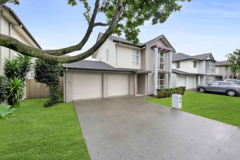 Photo of property in 30 The Track, Takanini, 2112