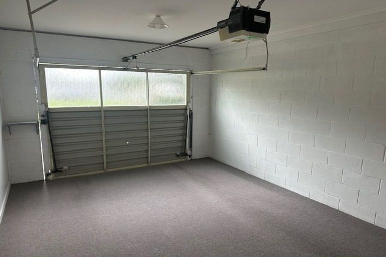 Photo of property in 1/48 Richards Avenue, Forrest Hill, Auckland, 0620
