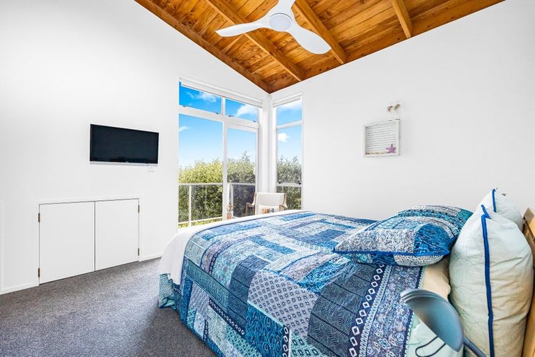 Photo of property in 11 Claude Street, Mangawhai Heads, Mangawhai, 0505