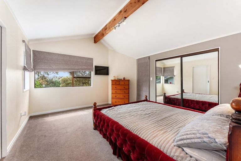 Photo of property in 15 The Mainsail, Whitby, Porirua, 5024