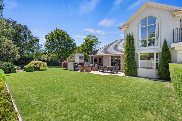 Photo of property in 1 Springvale Gardens, Harewood, Christchurch, 8051