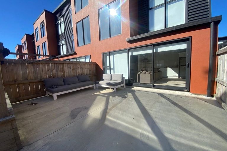 Photo of property in 17 Owens Place, Mount Maunganui, 3116