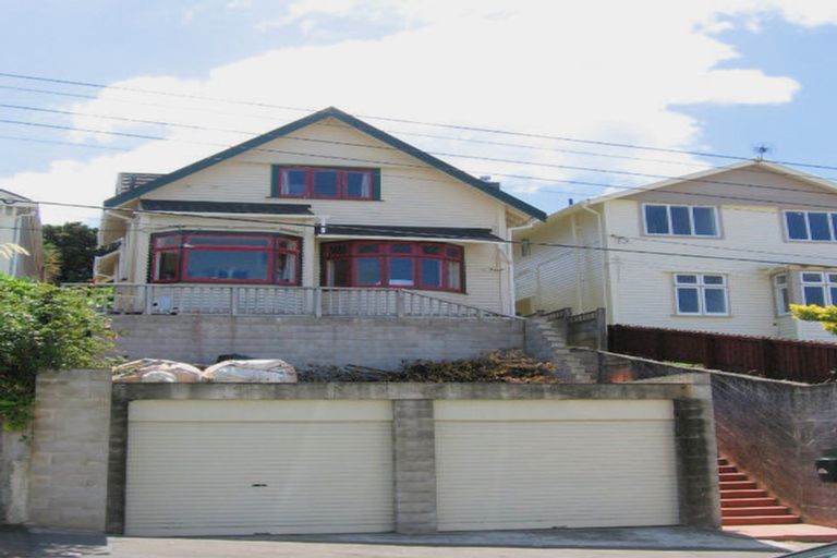 Photo of property in 24 Rolleston Street, Mount Cook, Wellington, 6021
