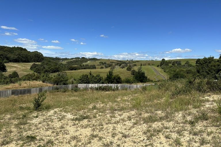 Photo of property in 110 Griggs Road, East Tamaki Heights, Auckland, 2571