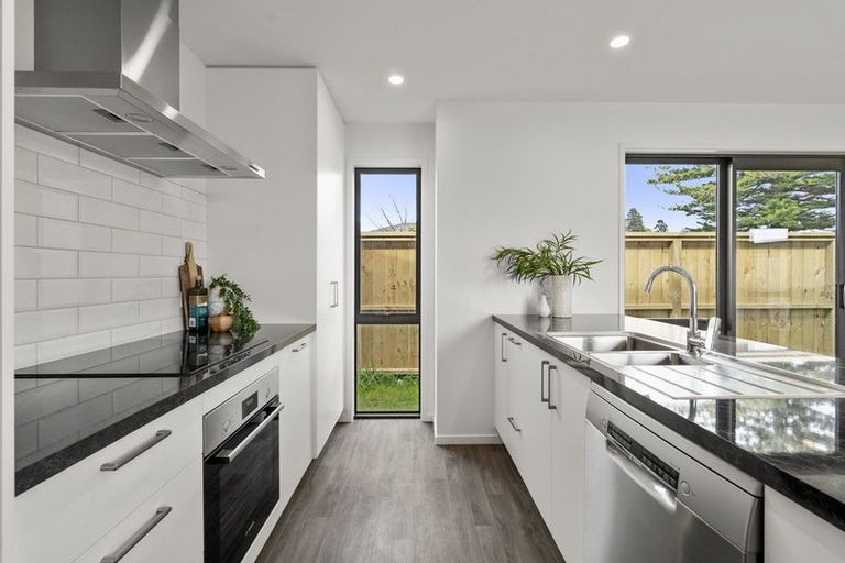 Photo of property in 397 Devonport Road, Tauranga South, Tauranga, 3112