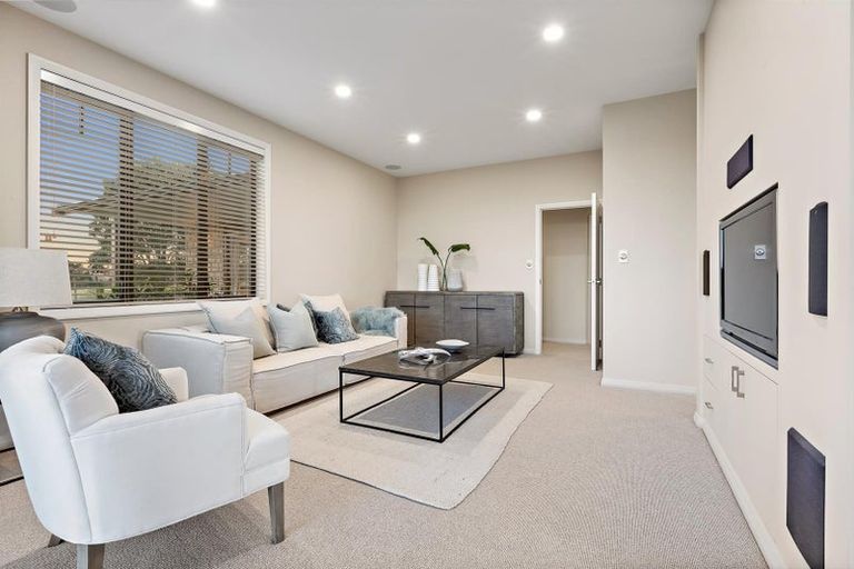 Photo of property in 135b Hutchinson Road, Helensville, 0875