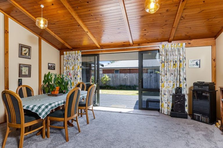 Photo of property in 16 De Castro Drive, Blenheim, 7201