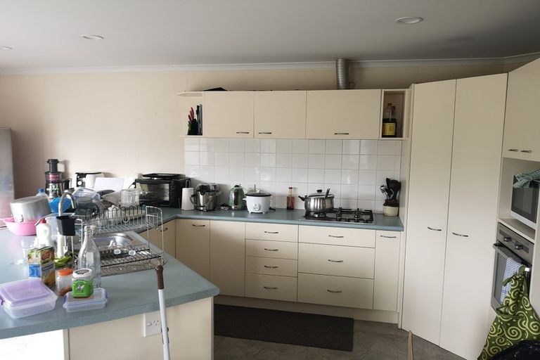 Photo of property in 22 Maghera Drive, East Tamaki Heights, Auckland, 2016
