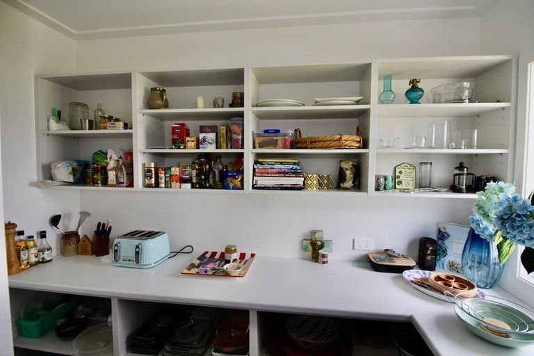 Photo of property in 70 Leeward Drive, Whitianga, 3510