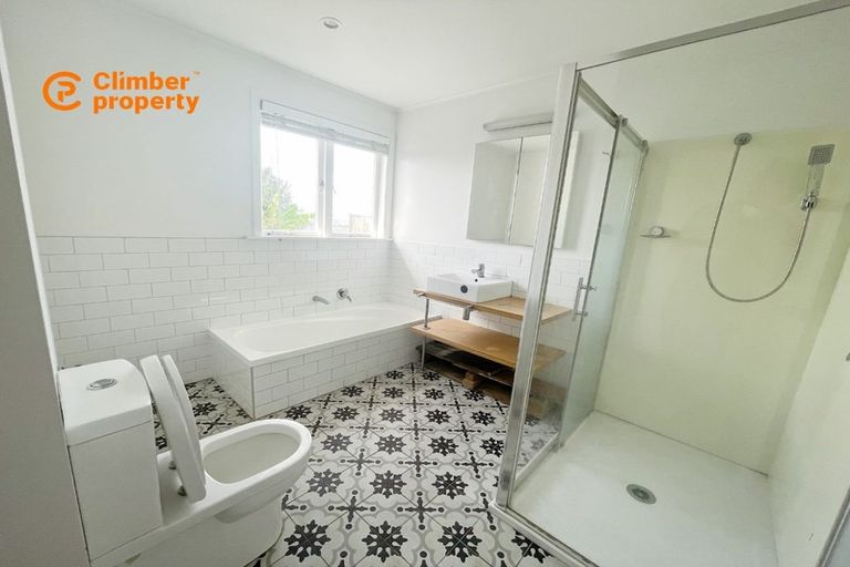 Photo of property in 4 Hepper Street, New Lynn, Auckland, 0600