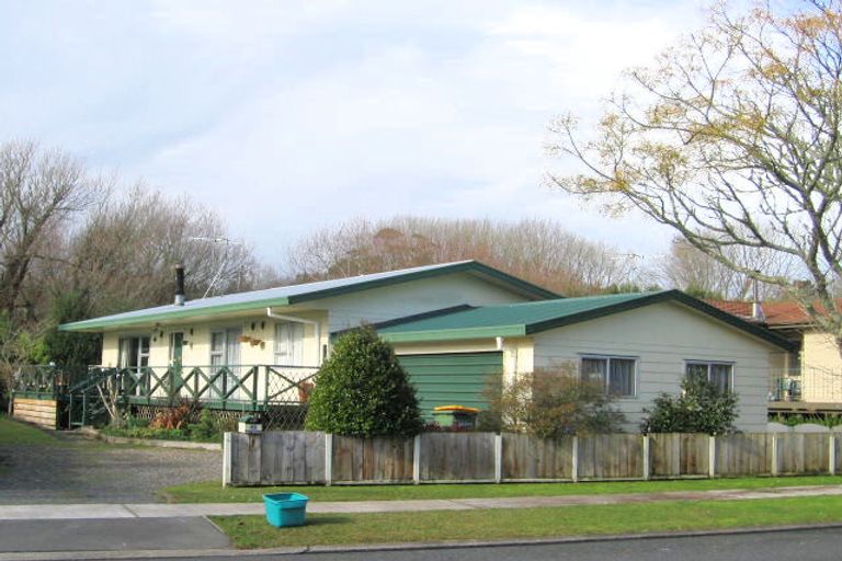 Photo of property in 43 Exeter Street, Glenview, Hamilton, 3206