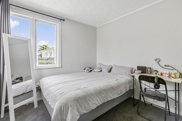 Photo of property in 42 Tiraumea Drive, Pakuranga, Auckland, 2010