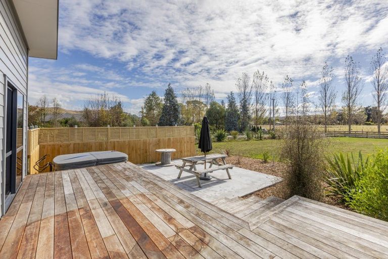Photo of property in 81 Kyle Road, Waipukurau, 4281
