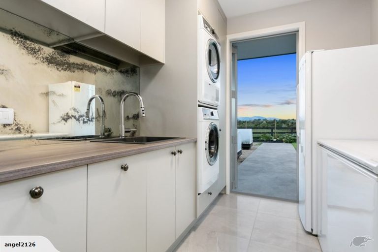 Photo of property in 7 Mike Smith Drive, Cambridge, 3434