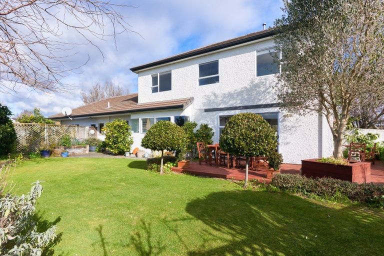 Photo of property in 4 Penlington Place, Havelock North, 4130