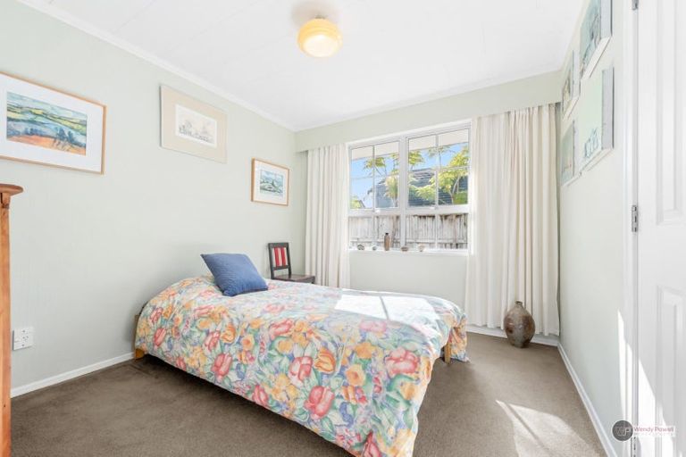 Photo of property in 82a Hautana Street, Woburn, Lower Hutt, 5010