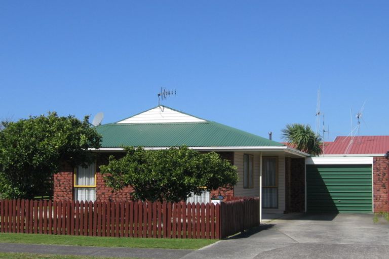 Photo of property in 10a Gobray Crescent, Mount Maunganui, 3116