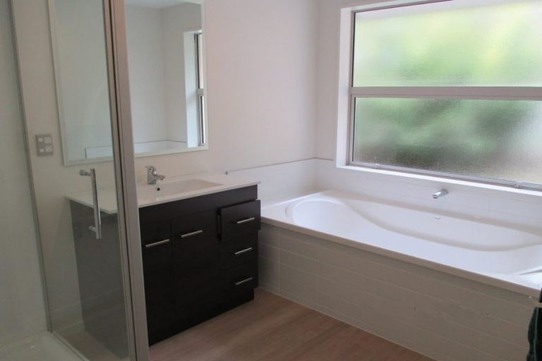 Photo of property in 206 Centaurus Road, Saint Martins, Christchurch, 8022