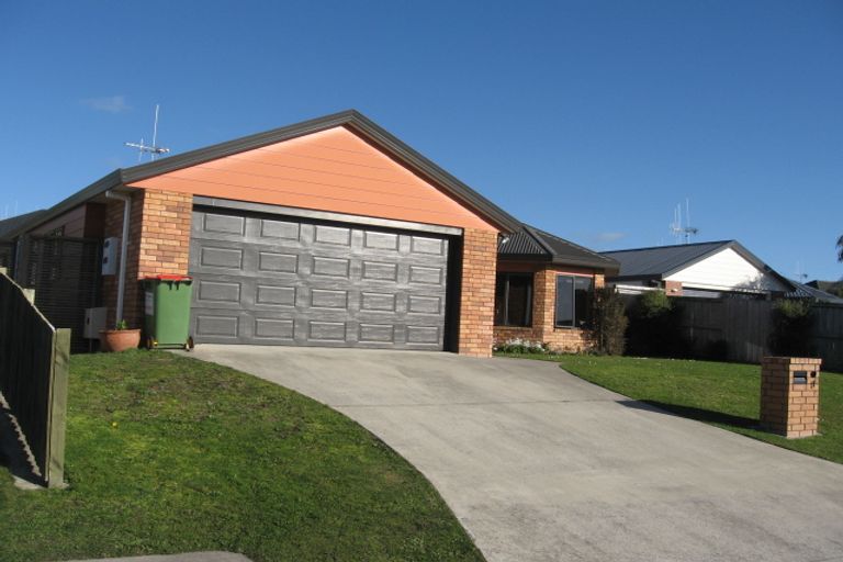 Photo of property in 11 Northmeadow Drive, Rototuna, Hamilton, 3210