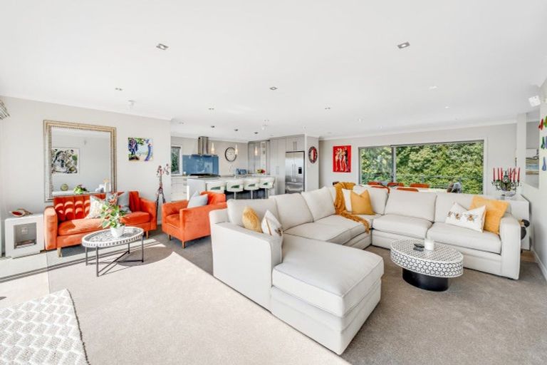 Photo of property in 25 Endymion Place, Half Moon Bay, Auckland, 2012