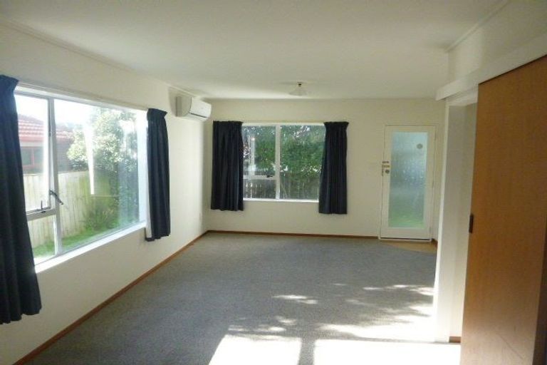 Photo of property in 69u7 Freyberg Street, Lyall Bay, Wellington, 6022