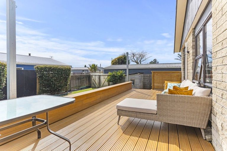 Photo of property in 5 Dillon Drive, Bell Block, New Plymouth, 4312