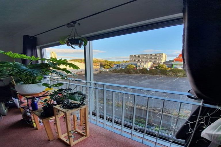 Photo of property in 7/3 Kelvin Grove, Te Aro, Wellington, 6011