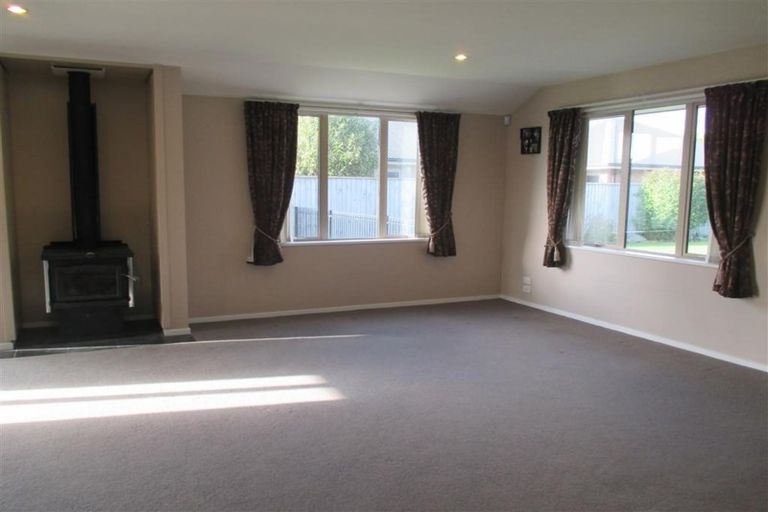 Photo of property in 96 Brookside Road, Rolleston, 7614