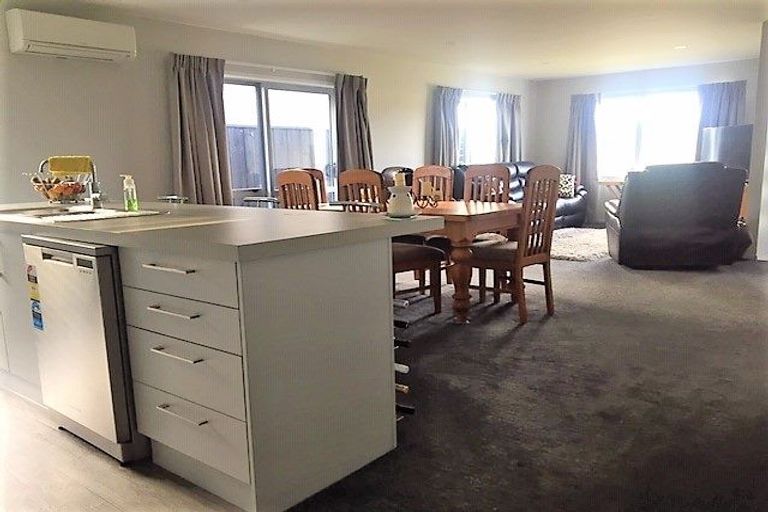 Photo of property in 22 Hannington Way, Rolleston, 7615