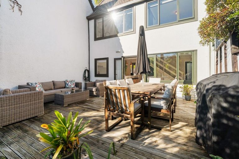 Photo of property in 8/65 Rangatira Road, Beach Haven, Auckland, 0626