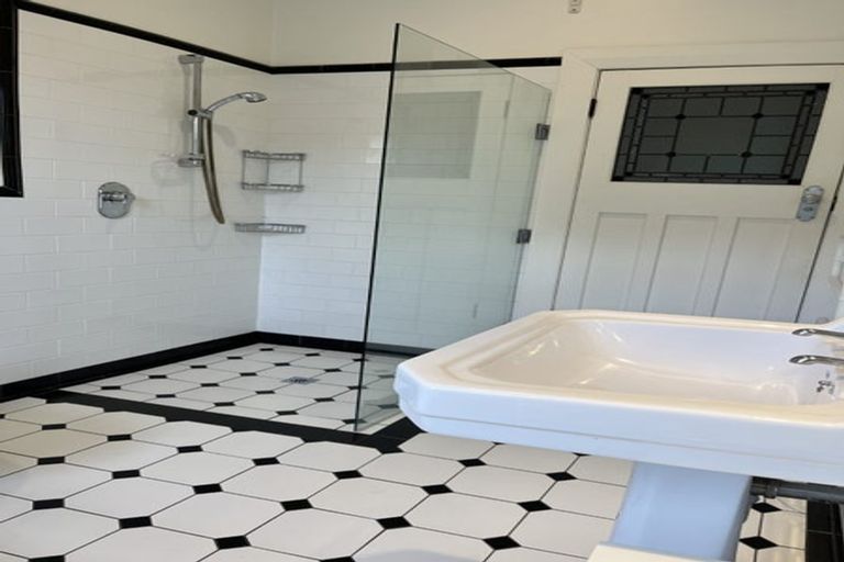 Photo of property in 124a East Street, Greytown, 5712