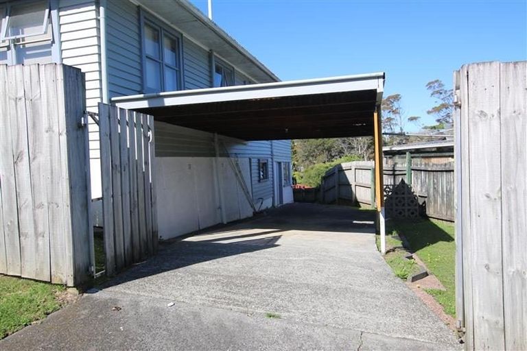 Photo of property in 1/34 Glendale Road, Glen Eden, Auckland, 0602