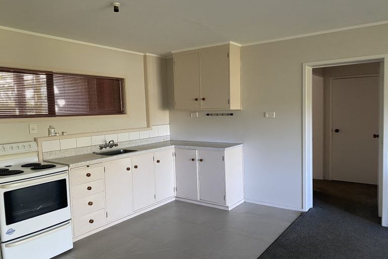 Photo of property in 64 Cyclarama Crescent, Massey, Auckland, 0614