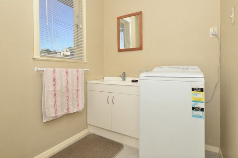 Photo of property in 4 Prisk Street, Melville, Hamilton, 3206