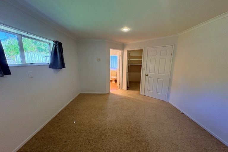 Photo of property in 28 Arataki Road, Havelock North, 4130