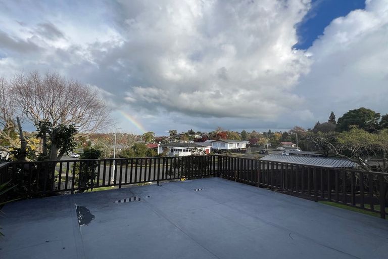 Photo of property in 18 Rothesay Place, Dinsdale, Hamilton, 3204