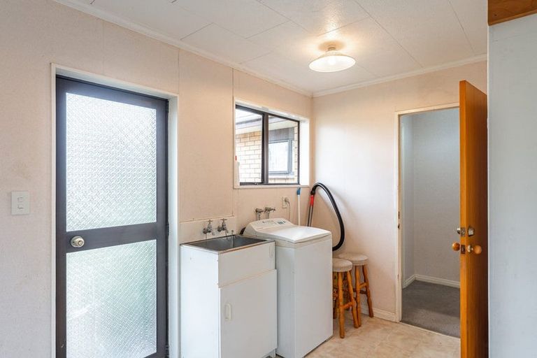 Photo of property in 2 Iti Street, Otaki, 5512