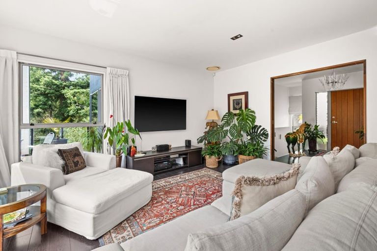 Photo of property in 27a Hikanui Drive, Havelock North, 4130
