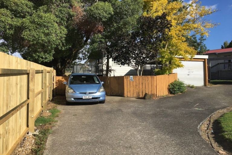Photo of property in 1/22 Darnell Crescent, Clover Park, Auckland, 2019