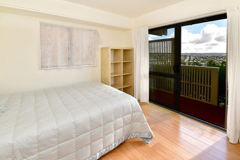 Photo of property in 148 Red Beach Road, Red Beach, 0932