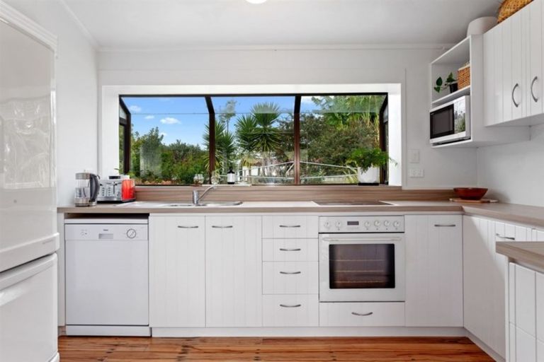 Photo of property in 5b Halberg Crescent, Whakatane, 3120