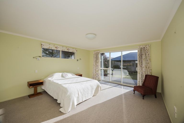 Photo of property in 28 Hannah Place, Holmes Hill, Oamaru, 9401
