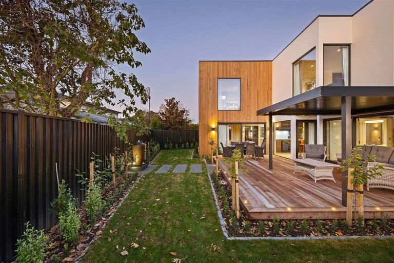Photo of property in 30b Glandovey Road, Fendalton, Christchurch, 8052