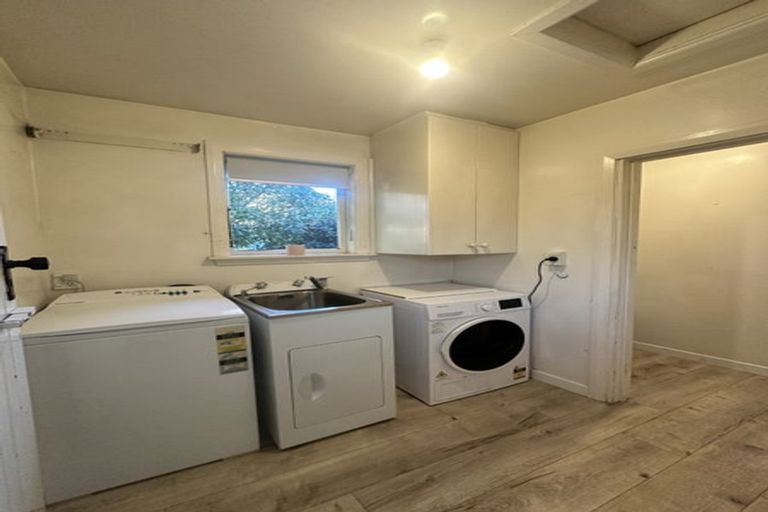 Photo of property in 16 Bentley Street, Russley, Christchurch, 8042