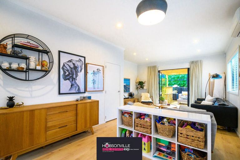 Photo of property in 6 Saltmarsh Road, Hobsonville, Auckland, 0616