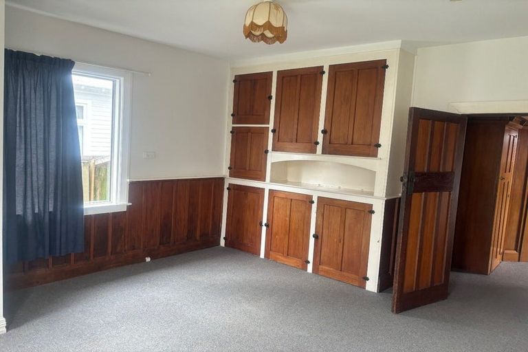 Photo of property in 64 Division Street, Riccarton, Christchurch, 8041