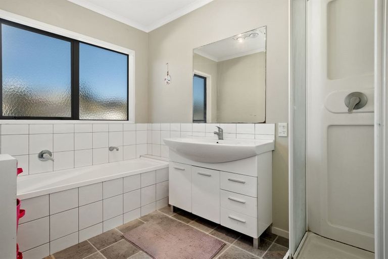 Photo of property in 62 Meander Drive, Welcome Bay, Tauranga, 3112