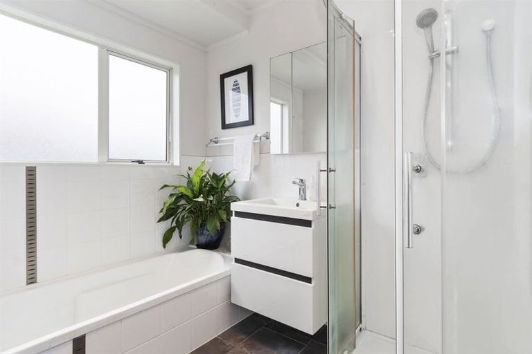 Photo of property in 36 Kane Road, Papamoa Beach, Papamoa, 3118