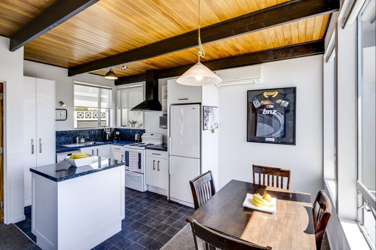 Photo of property in 10 Scannell Street, Havelock North, 4130